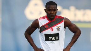 Quando Álvaro Magalhães pedia o 'pretinho': «Só podia fazer 20 minutos, mas rebentava»