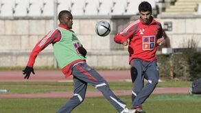 Mantorras: «Por vezes dizia ao Ricardo Rocha 'só tenho um joelho, cuidado'»