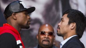 «Deixem de perseguir esse velhote»: as palavras que levaram Pacquiao a responder a Mayweather