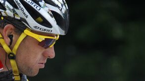«O pescoço de Armstrong ficou vermelho como um tomate e ele disse-me o que precisava»