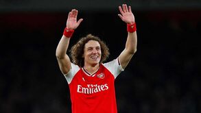 Como o Arsenal faz David Luiz lembrar-se do Benfica