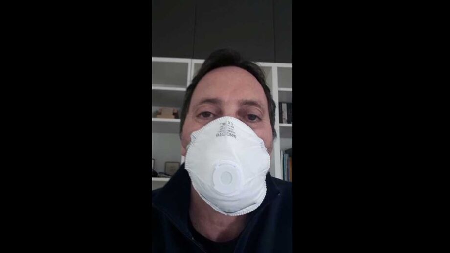 Selecionador dos Camarões já tem a sua máscara de proteção individual