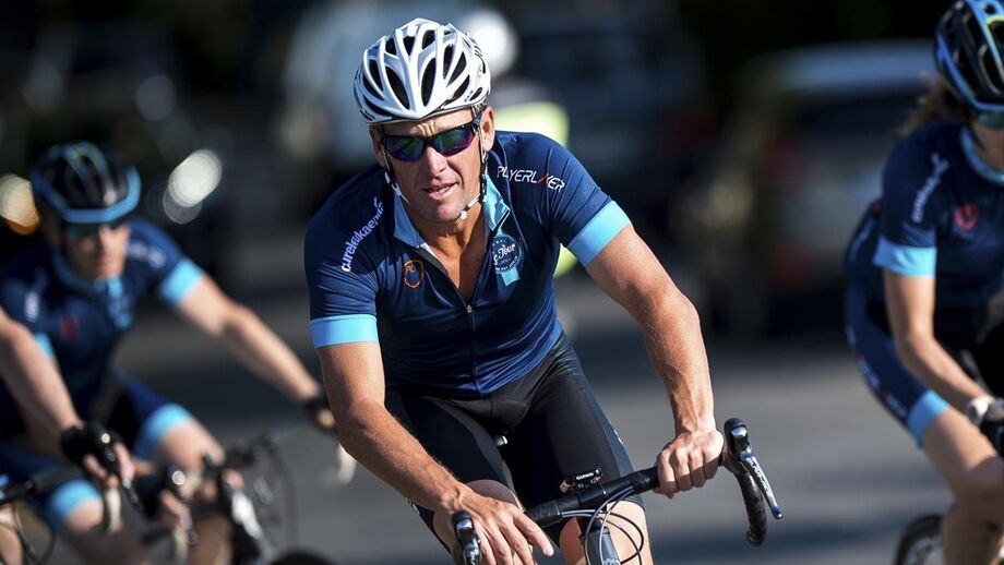 A vida e carreira do antigo ciclista norte-americano que venceu por sete vezes consecutivas o Tour de France