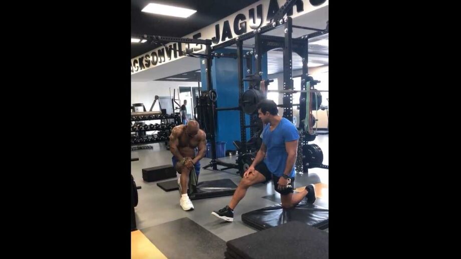 Ex-pugilista norte-americano continua a trabalhar no seu estado físico