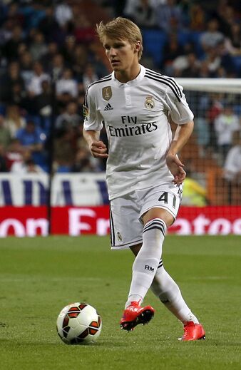 Martin Odegaard - Em 2016, representava o Real Madrid e era companheiro de Cristiano Ronaldo.