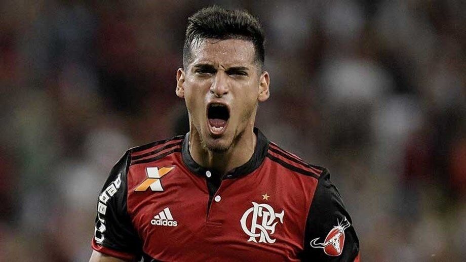 Miguel Trauco deixou o Flamengo em agosto de 2019