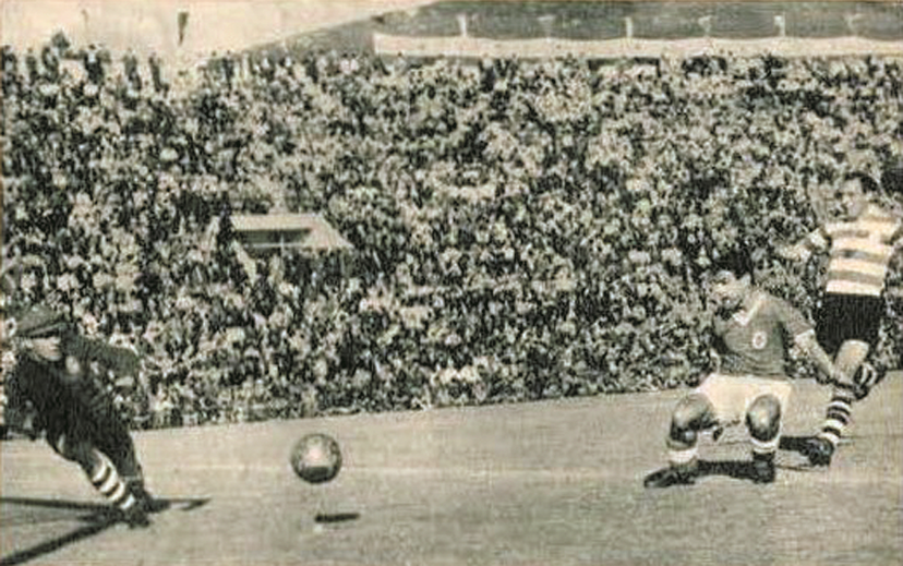 Imagem Foto 6 - O sportinguista Azevedo prepara-se para evitar um golo do Benfica.tif (5381839) (Milenium)