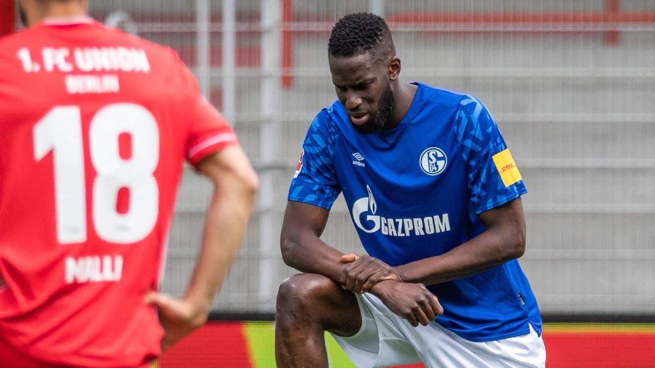 Luta contra o racismo: jogadores de Union Berlim e Schalke 04