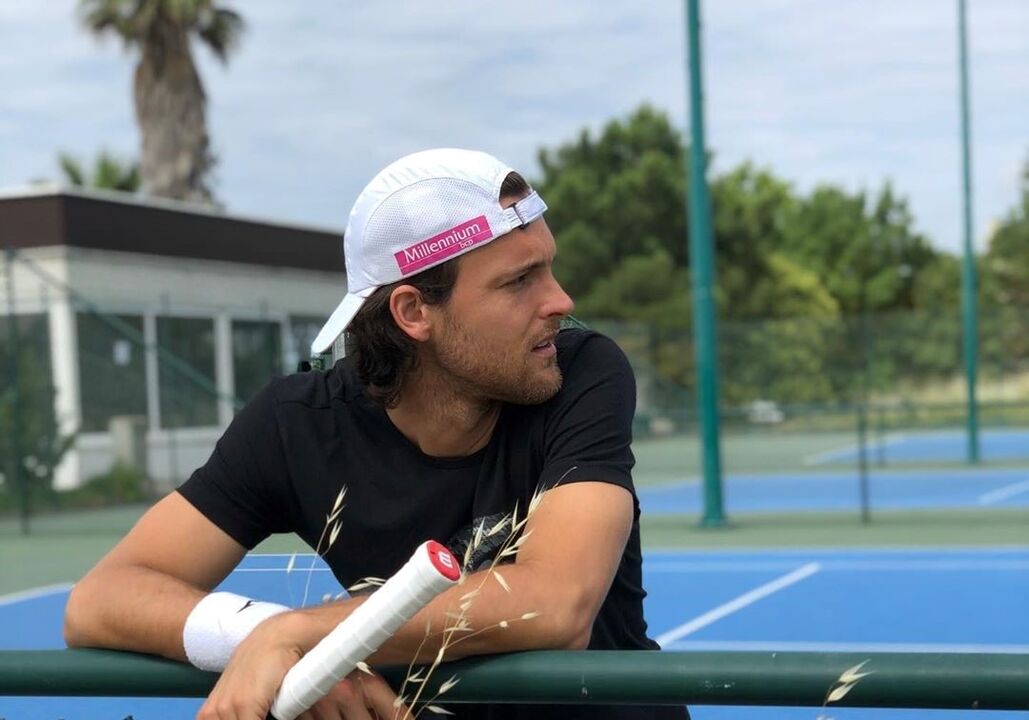 /fotosgeral/Fotos/2-34969220 (5465018) (Milenium)