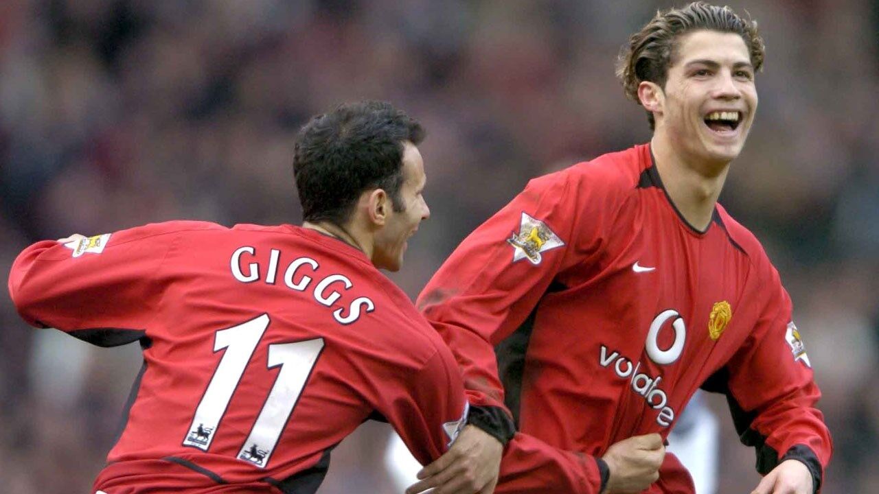 Cristiano Ronaldo e Ryan Giggs jogaram juntos nos red devils durante seis épocas