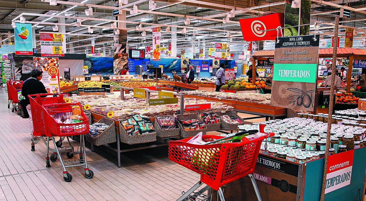 consumo consumidores compras supermercado hiper