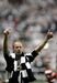7. Alan Shearer - Este ex-avançado inglês mantém, até aos dias de hoje, o lugar de melhor marcador da história do Newcastle, com 260 golos marcados em 441 jogos pelo emblema inglês. Os títulos conquistados não foram muitos - uma Premier League em 1995 pelo Blackburn Rovers -, mas o seu legado está plantado.