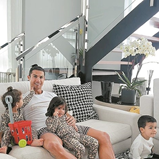 Cristiano Ronaldo: rei do Instagram mantém rivais à distância