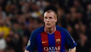 A época 2016/2017 foi a última de Mathieu em Barcelona e a menos produtiva (fez apenas 16 jogos). Mesmo assim despediu-se com mais uma Taça do Rei.