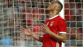 Carlos Vinícius: «Adeptos farão muita falta»