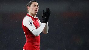 PSG interessado em Héctor Bellerín