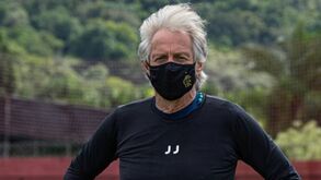 O exorbitante salário de Jorge Jesus: Brasil fala no dobro das receitas do Botafogo