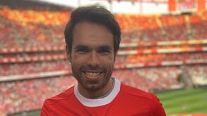 Blogger 'O Arrumadinho' anuncia candidatura à presidência do Benfica