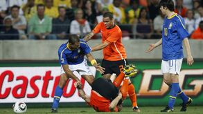 O dia em que Felipe Melo pisou Robben e fez cair um negócio milionário