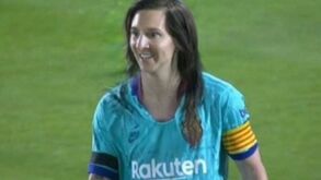 Visual de Messi surpreende... seja em versão feminina ou em super-herói
