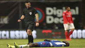 Carlos Xistra arbitra FC Porto: os episódios que levaram os dragões a fazer mira ao juiz