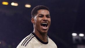 Rashford apela ao governo britânico: «Isso não é sobre política, é sobre humanidade»