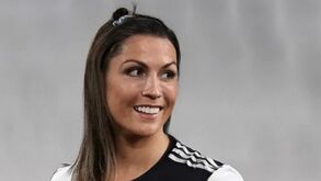 De Ronaldo a Ibrahimovic em versão feminina: brincadeira apanha craques do futebol em Itália