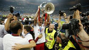 Consegue adivinhar quem foram os jogadores portugueses que conquistaram o Euro'2016?