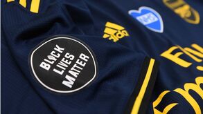 Arsenal revela detalhe do equipamento para regresso à competição frente ao Manchester City