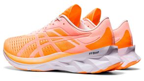 ASICS NovaBlast: uma explosão de alegria