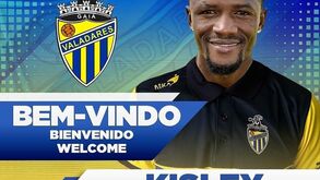 Kisley reforça ataque do Valadares Gaia