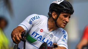 Alex Zanardi sofre acidente grave e está hospitalizado em Itália