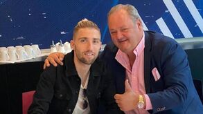 Kevin Kampl renova contrato com o Leipzig até 2023