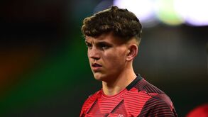 Benfica e FC Porto na luta por jovem dispensado pelo Manchester United