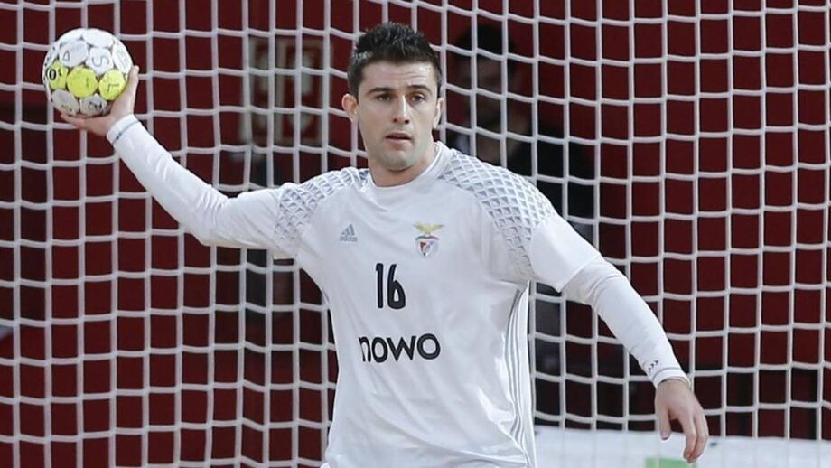 Ex-Benfica Mitrevski reforça FC Porto
