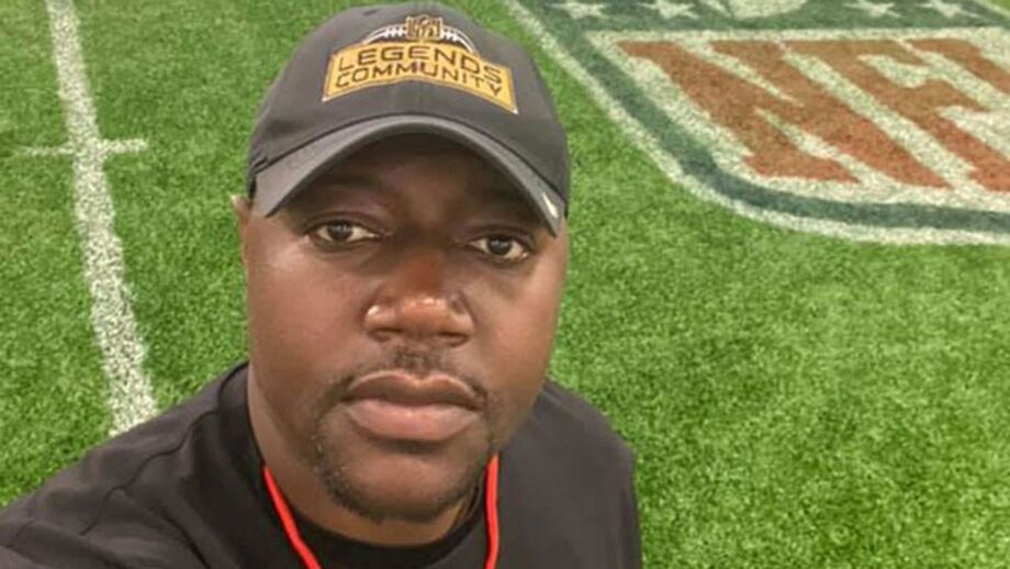 Ex-jogador da NFL morre em tiroteio nos EUA