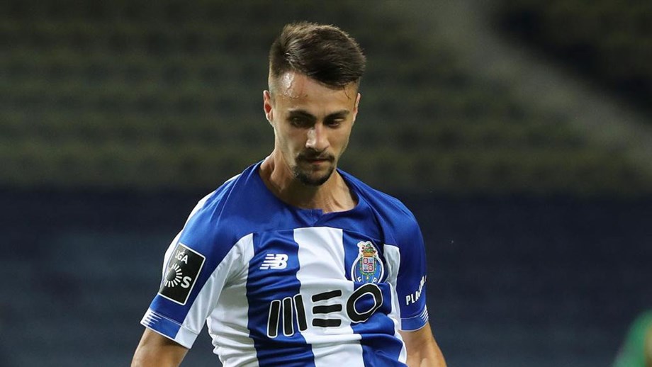 Blindagem a Fábio Vieira pronta a finalizar - FC Porto - Jornal Record