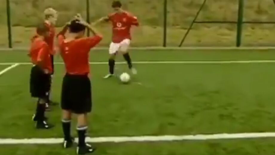 Imagens do internacional português ainda no Manchester United voltaram à baila