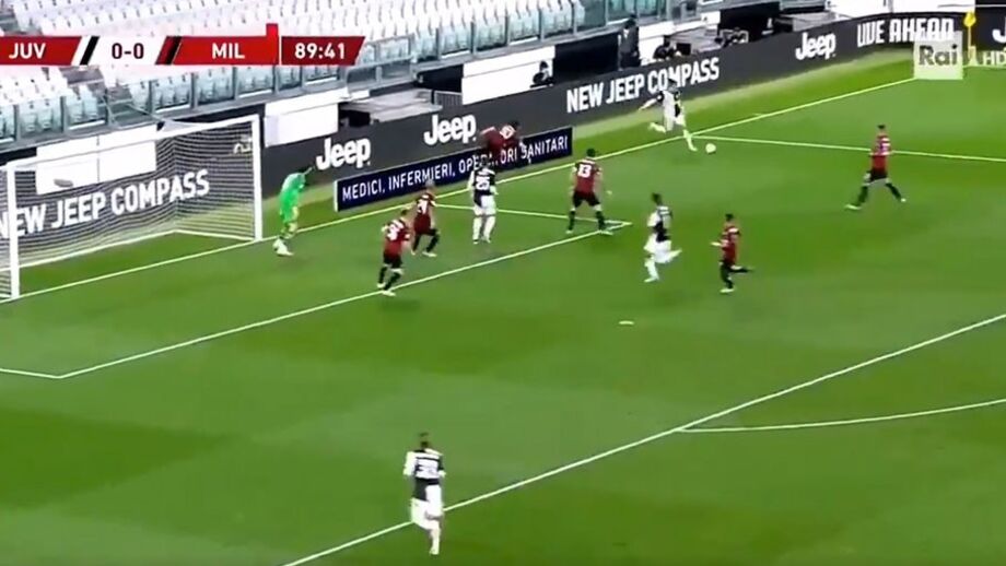 Segundo a informação divulgada nas redes sociais, trata-se de uma família chinesa