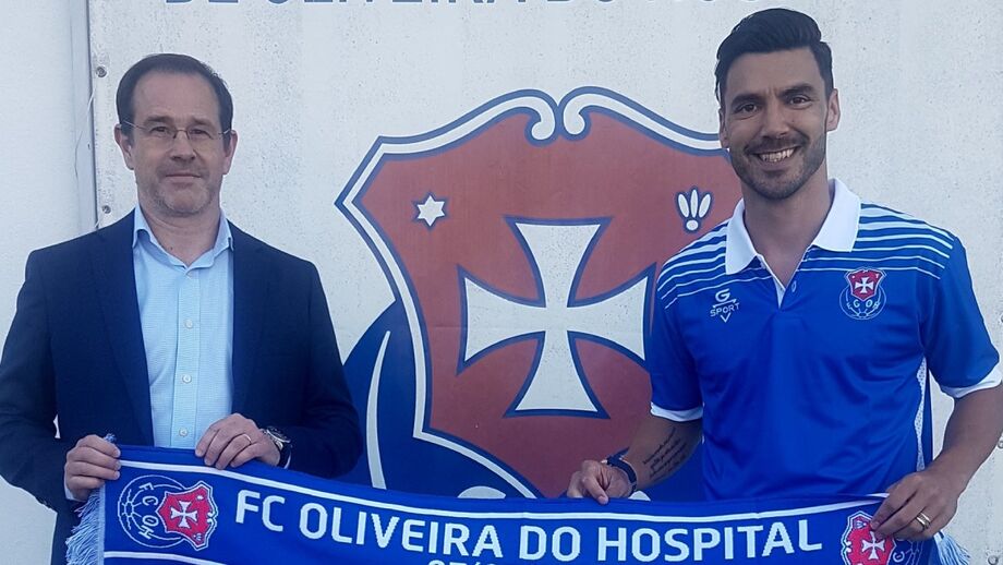 Tozé Marreco (à direita) foi apresentado esta quinta-feira