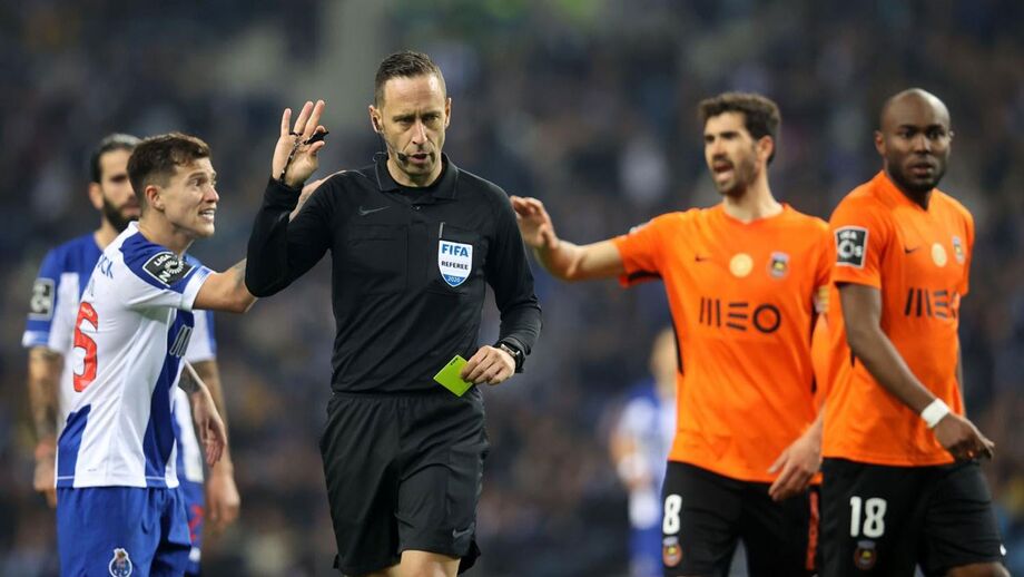Apitou o FC Porto-Rio Ave, em março