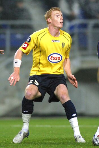 Mathieu fez toda a formação no Sochaux e foi pelo mesmo emblema que se estreou como sénior em 2002