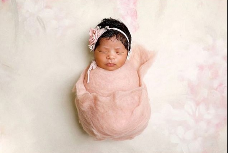 Foto partilhada por Kobe quando a filha mais nova nasceu