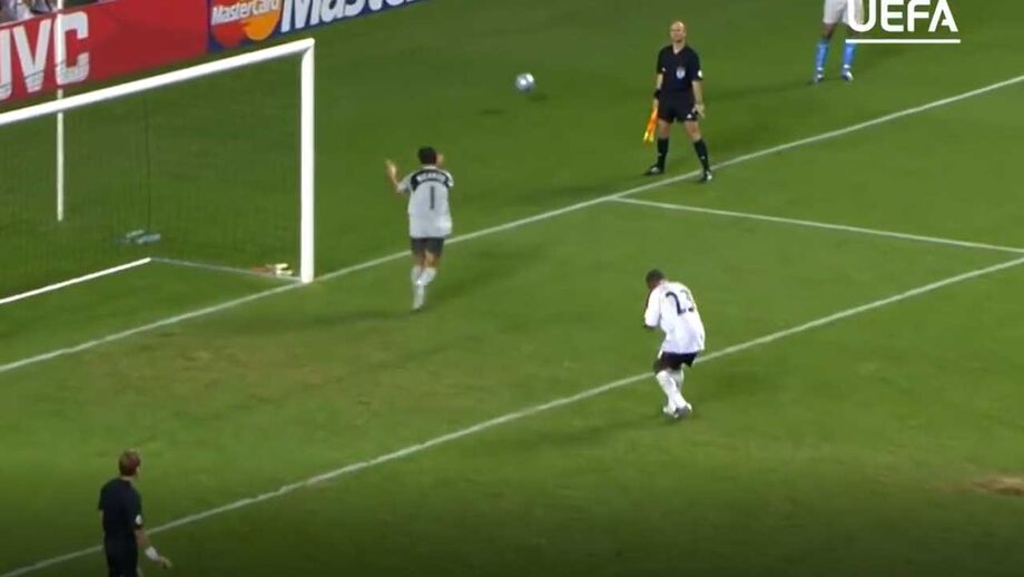 Faz hoje 20 anos: Ricardo tirou as luvas e Portugal eliminou a Inglaterra do Euro'2004