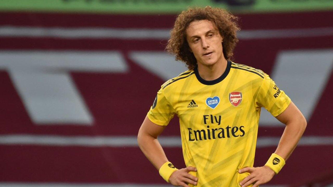 Os craques das tesouras comentam o cabelo de David Luiz