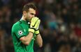 6. Akinfeev - 317 jogos sem sofrer golos.