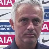 Mourinho lembra V. Setúbal na hora de celebrar vitória no dérbi com o Arsenal