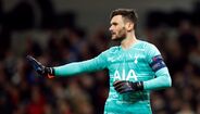 11. Hugo Lloris - 253 jogos sem sofrer golos.