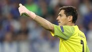 1. Iker Casillas - 439 jogos sem sofrer golos.