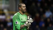 9. Victor Valdés - 260 jogos sem sofrer golos.